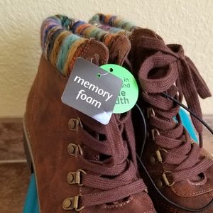 Stylish & comfortable boots